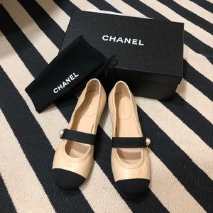 CHANEL ballet flats size 37